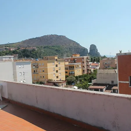 Holiday home Mansarda 25 *